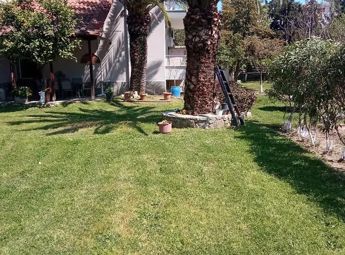 Sofia's Garden Néa Péramos